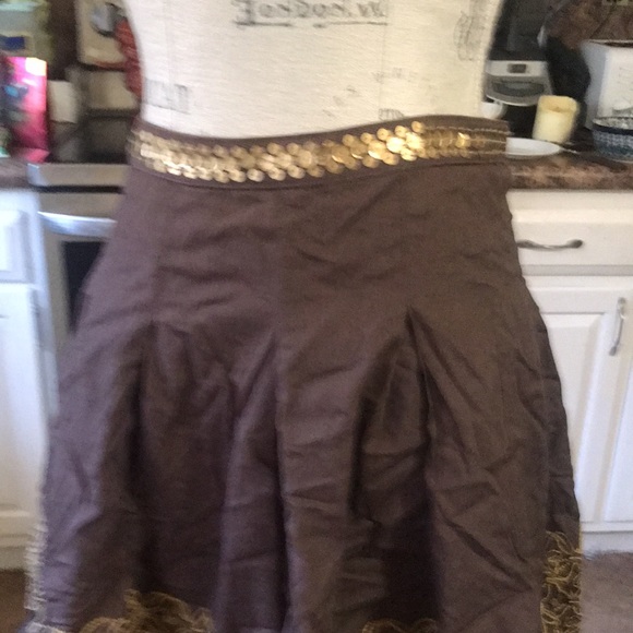 Ve Vinice small brown women’s skirt - Picture 3 of 4